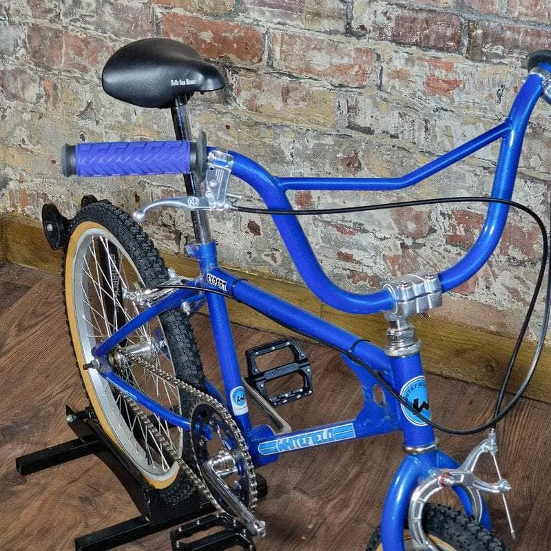 Whitefield Expert Bike Candy Blue