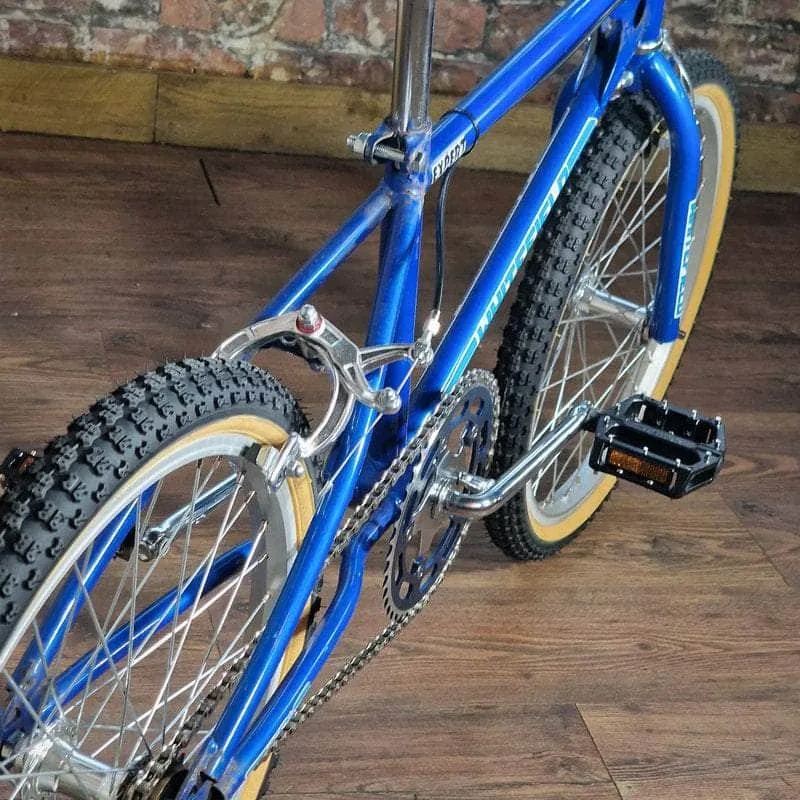 Whitefield Expert Bike Candy Blue