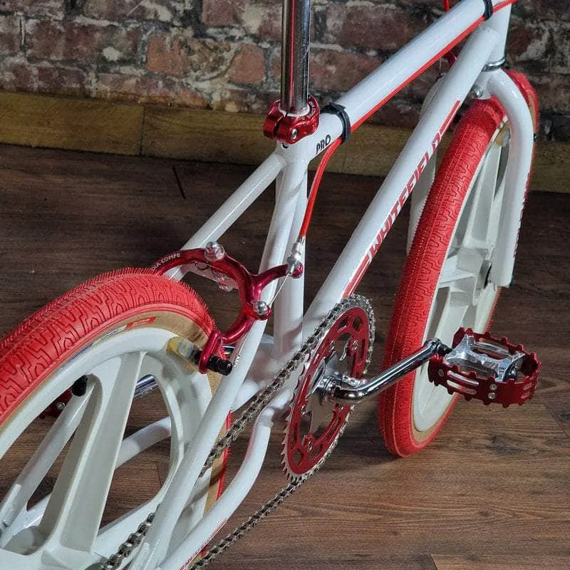 Whitefield Pro Tuff Bike White / Red