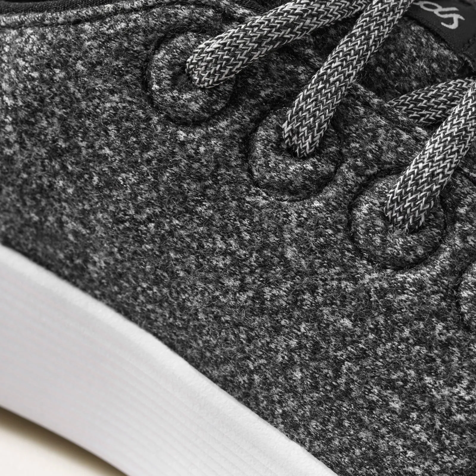 Women's Wool Runner Go - Dark Grey (Light Grey Sole)