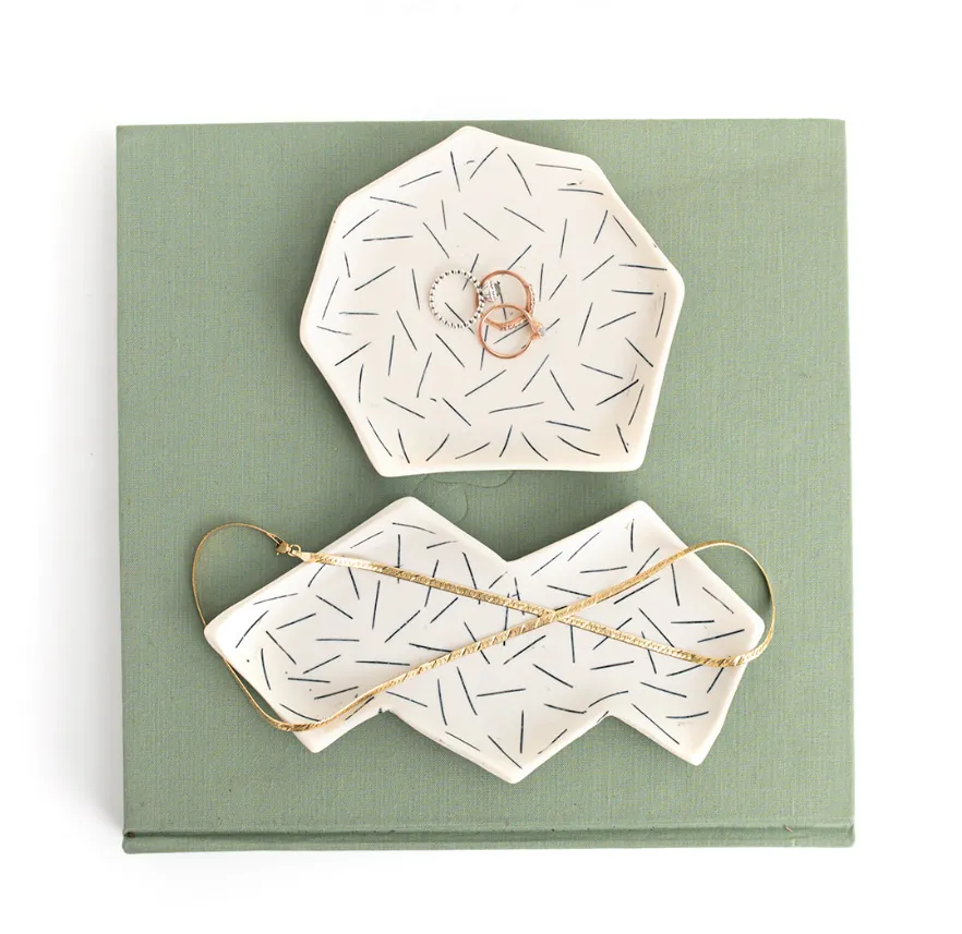 Zig Zag Tray